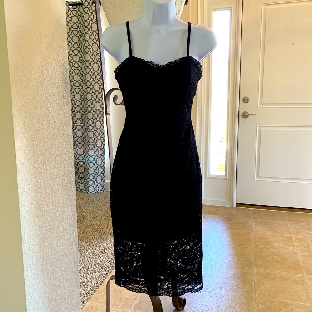 Mi Ami Lace Mini Dress